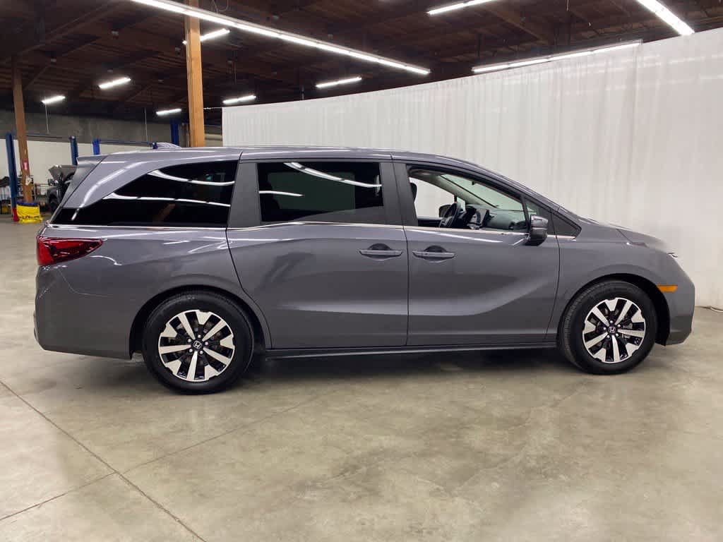 Used 2025 Honda Odyssey EX-L image 7