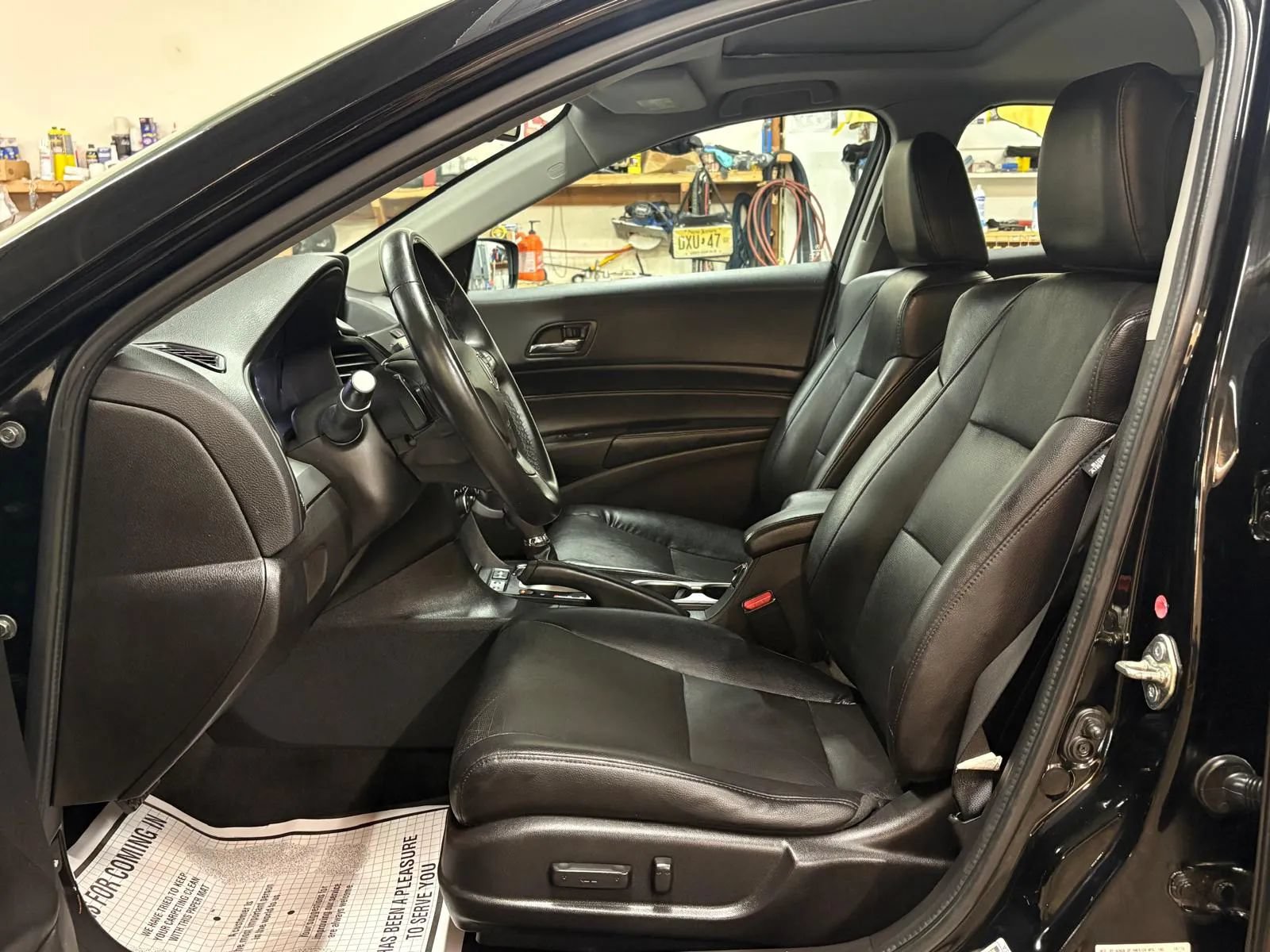 Used 2017 Acura ILX FWD image 17