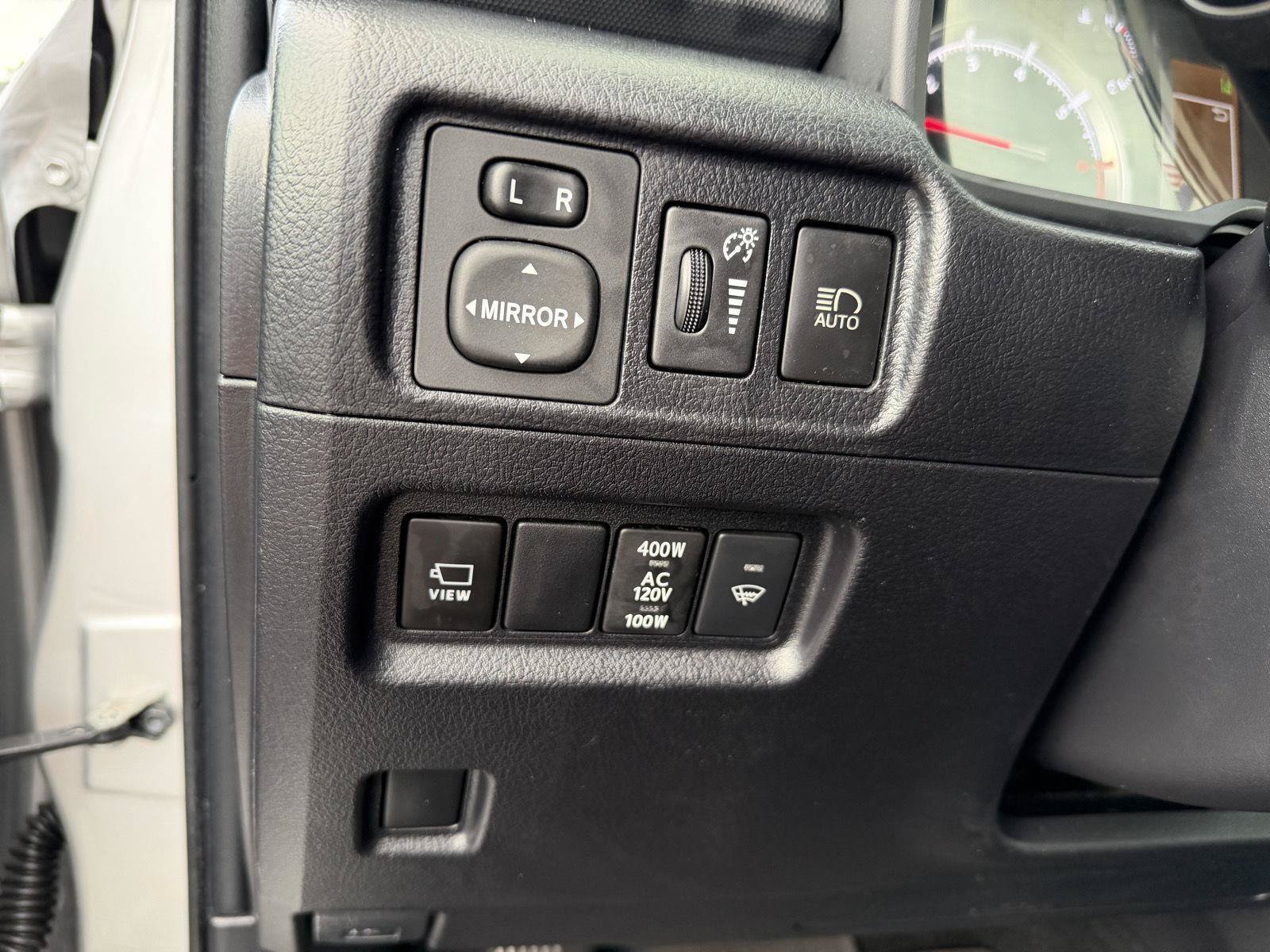 Certified 2022 Toyota 4Runner Limited AWD/4WD image 17