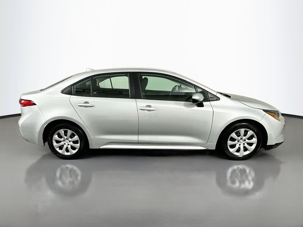 Certified 2024 Toyota Corolla LE FWD image 4