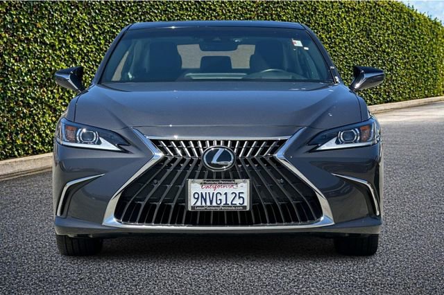 Used 2025 Lexus ES 350 w/ Premium Package FWD image 9