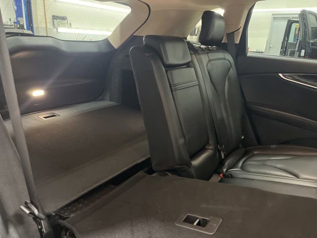 Used 2023 Lincoln Nautilus Reserve image 40