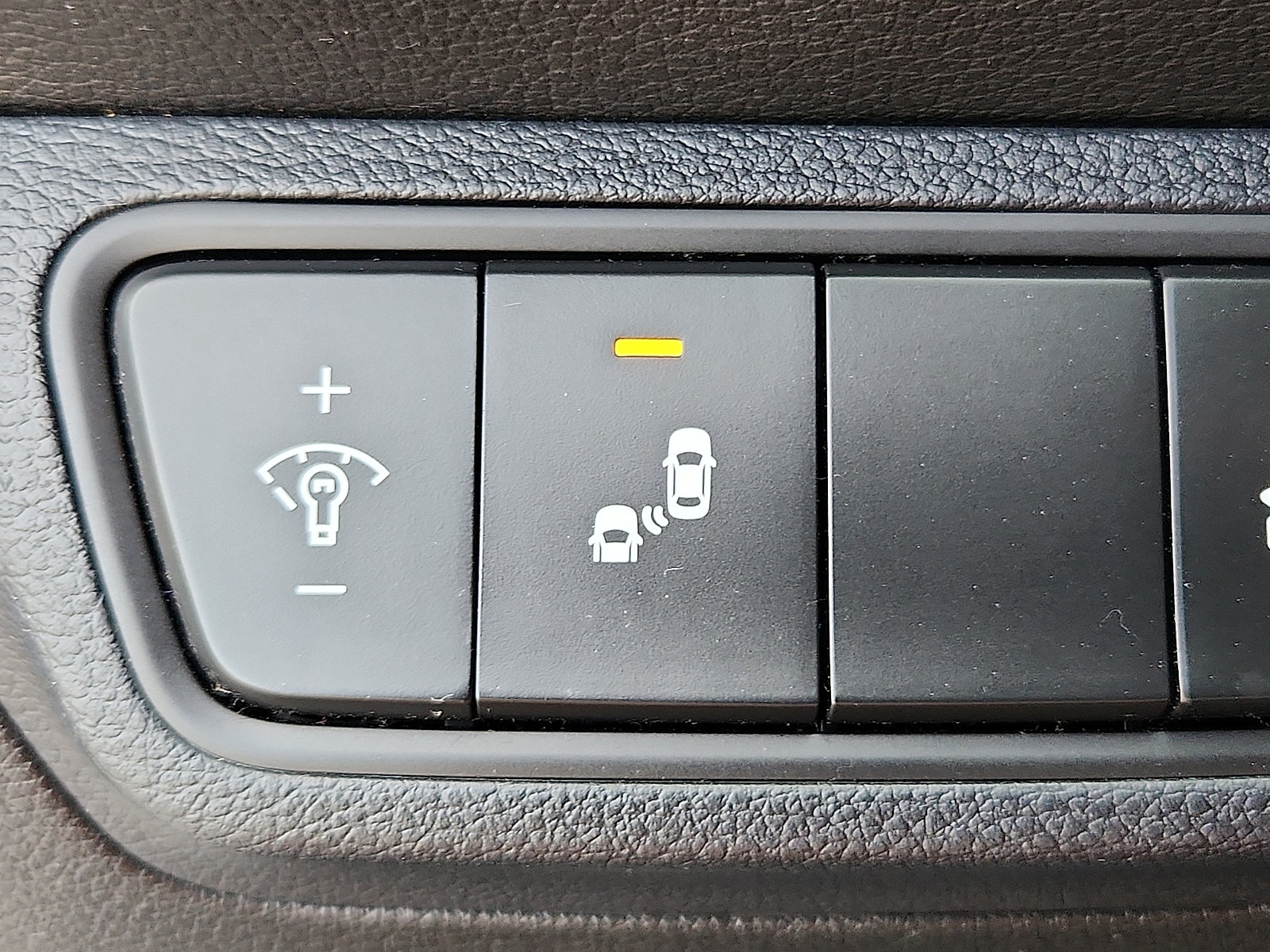 Certified 2023 Kia Forte GT-Line w/ GT-Line Technology Package FWD image 26