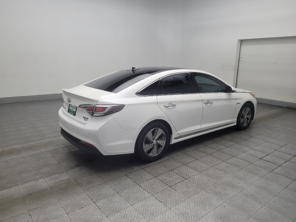 Used 2017 Hyundai Sonata Limited w/ Ultimate Package 02 FWD image 10