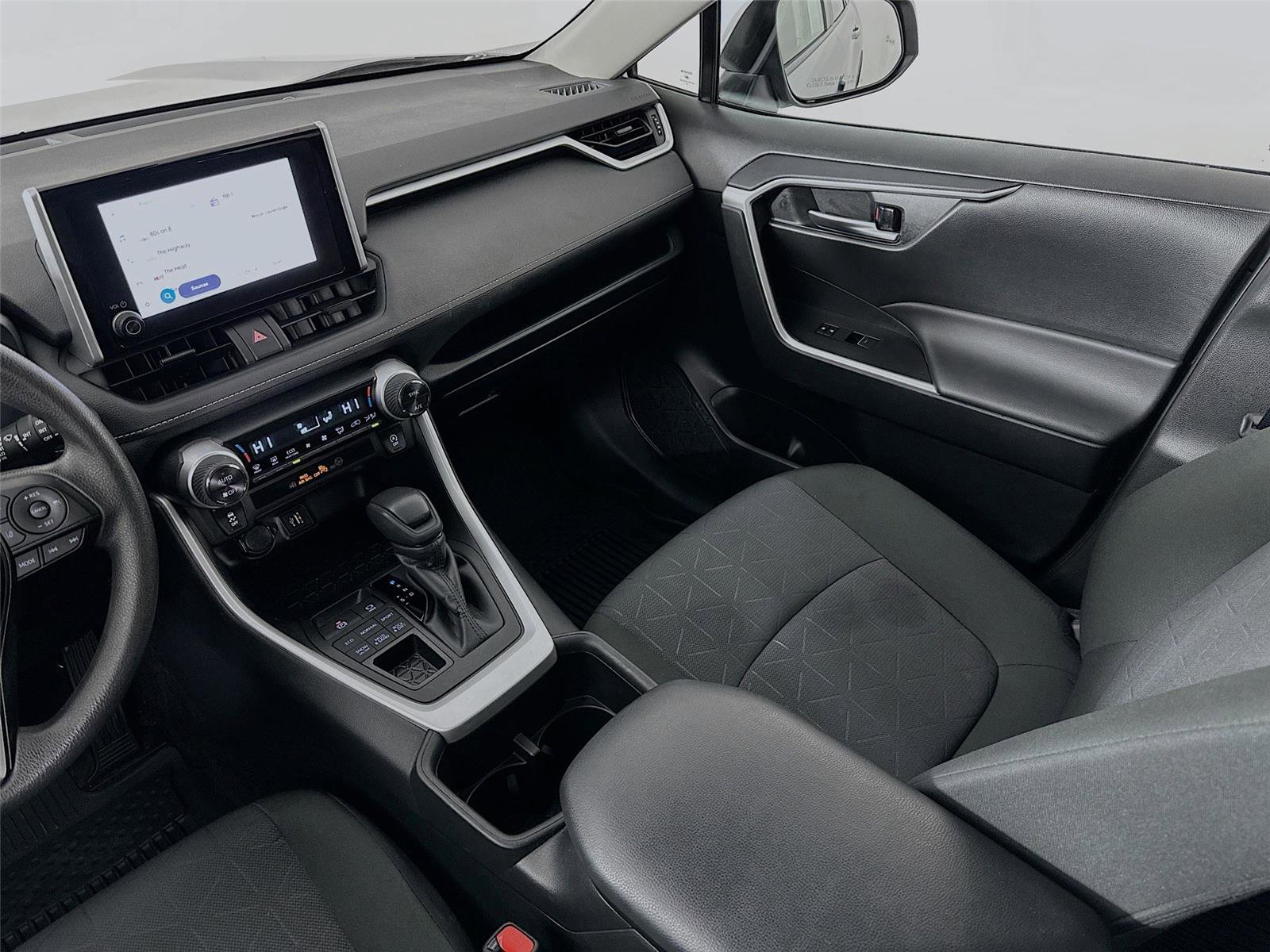 Certified 2025 Toyota RAV4 XLE AWD/4WD image 23