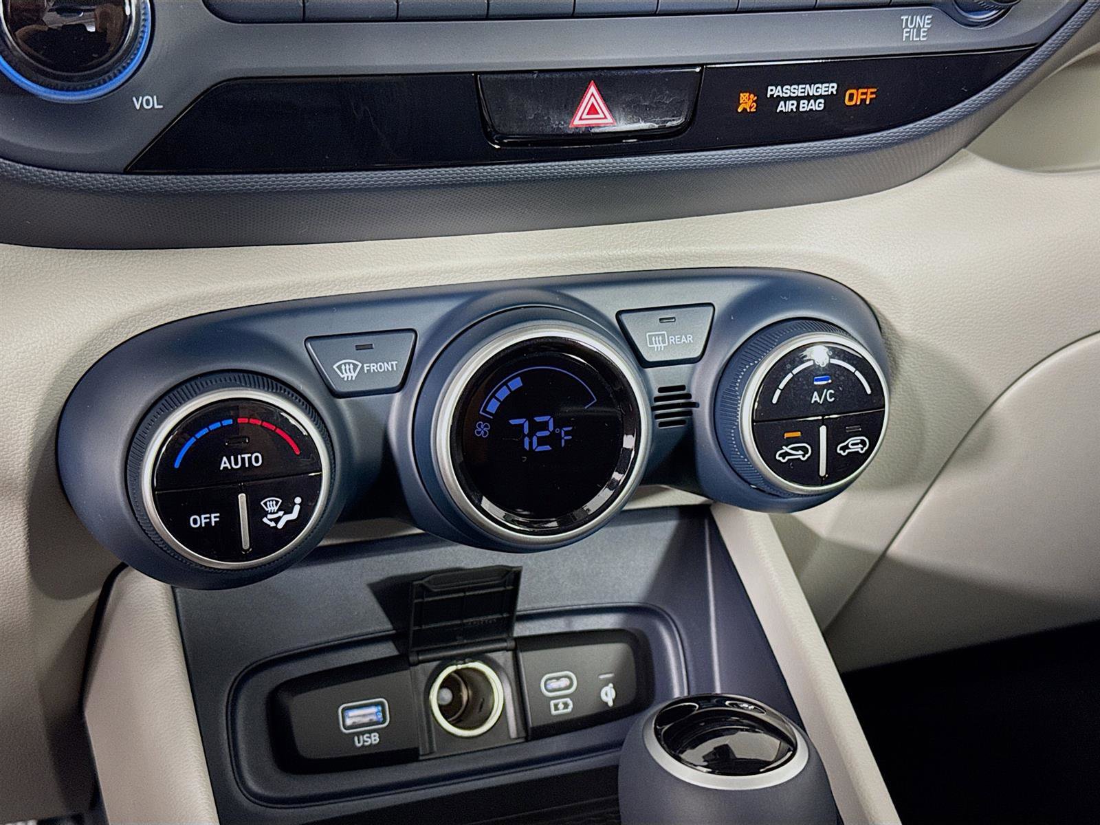 New 2025 Hyundai Venue Limited image 17