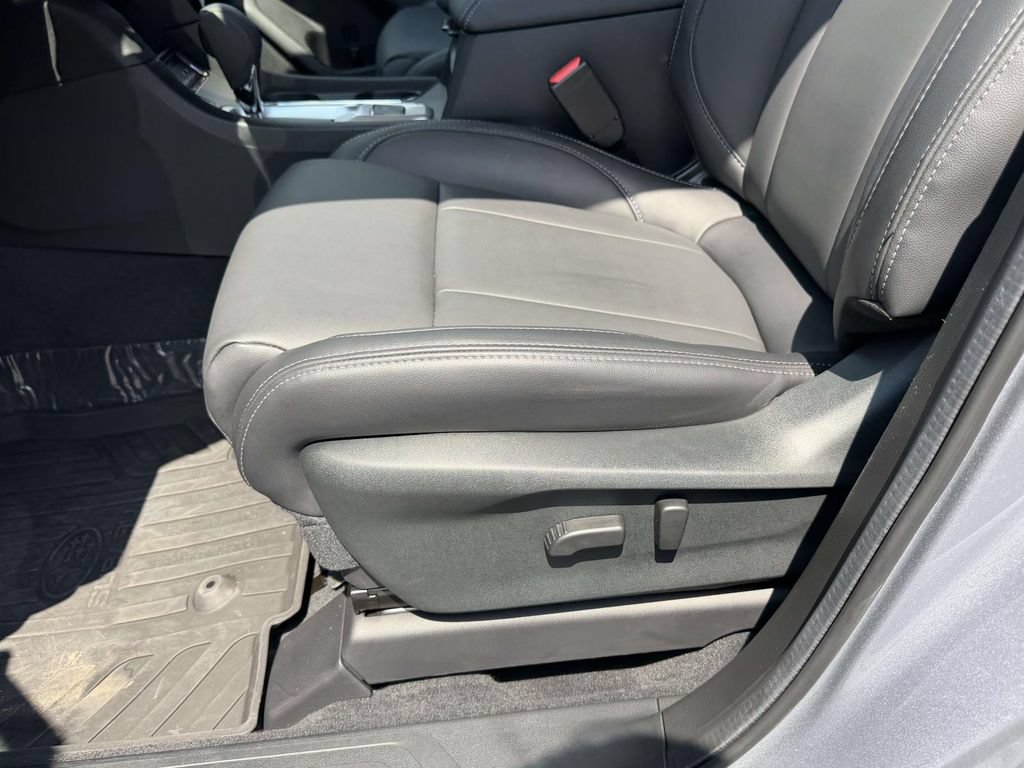 Certified 2026 Subaru Ascent Premium AWD/4WD image 17
