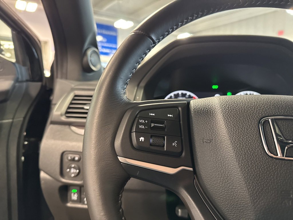 New 2025 Honda Ridgeline RTL image 17