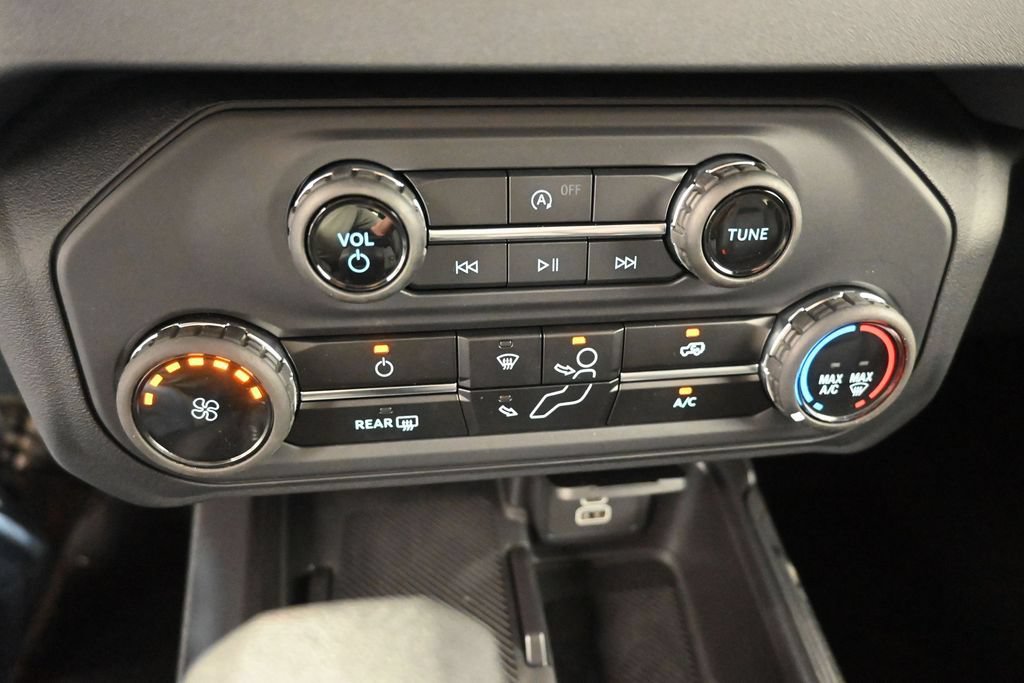 New 2026 Ford Bronco Big Bend AWD/4WD image 3