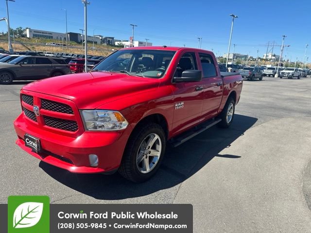 Used 2018 RAM 1500 Express w/ Express Value Package AWD/4WD image 3