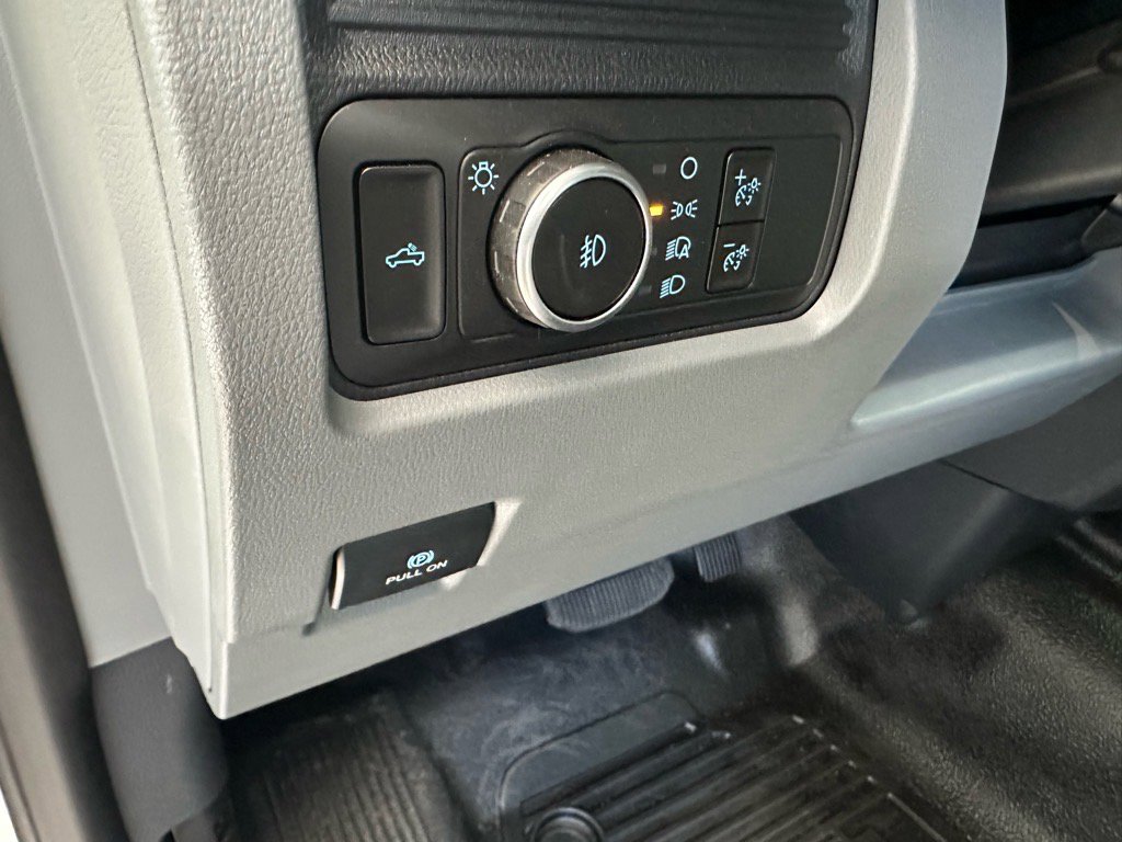 New 2026 Ford F350 XL w/ XL Chrome Package image 36