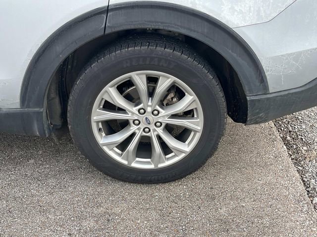 Used 2020 Ford Explorer XLT w/ Equipment Group 202A image 11