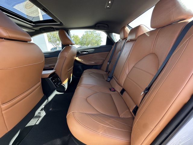 Used 2019 Toyota Avalon Limited w/ Advanced Safety Package FWD image 28