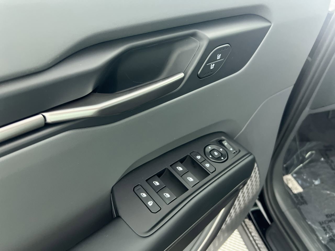 New 2026 Kia EV9 Light image 16