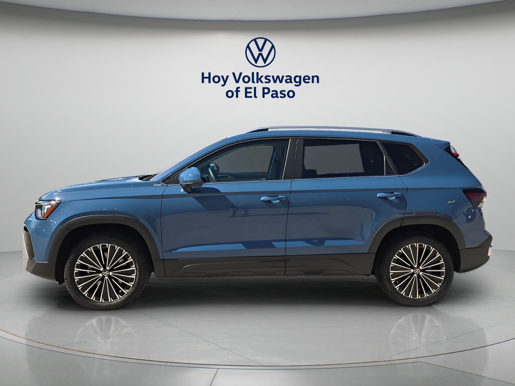 New 2026 Volkswagen Taos SE FWD image 5