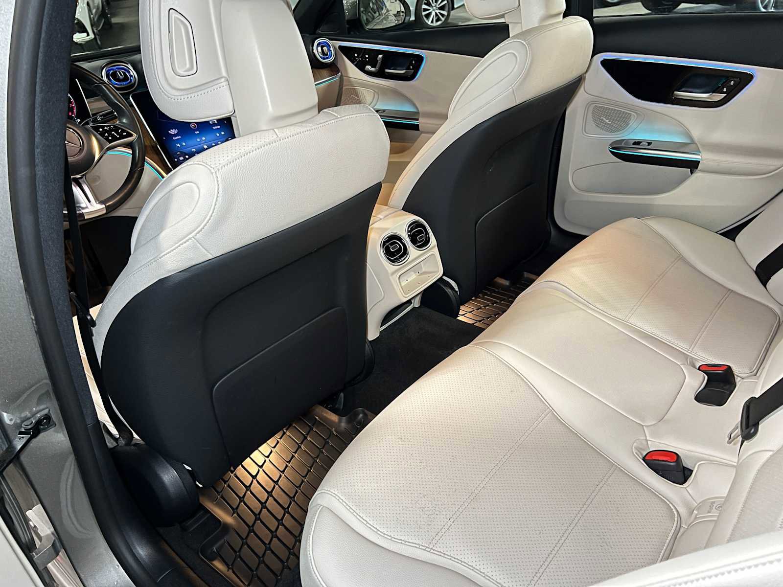 Used 2023 Mercedes-Benz C 300 4MATIC Sedan image 19