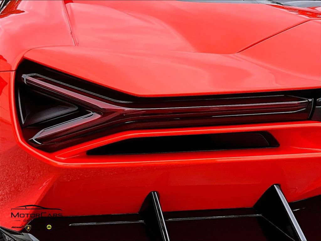 Used 2026 Lamborghini Revuelto AWD/4WD image 23