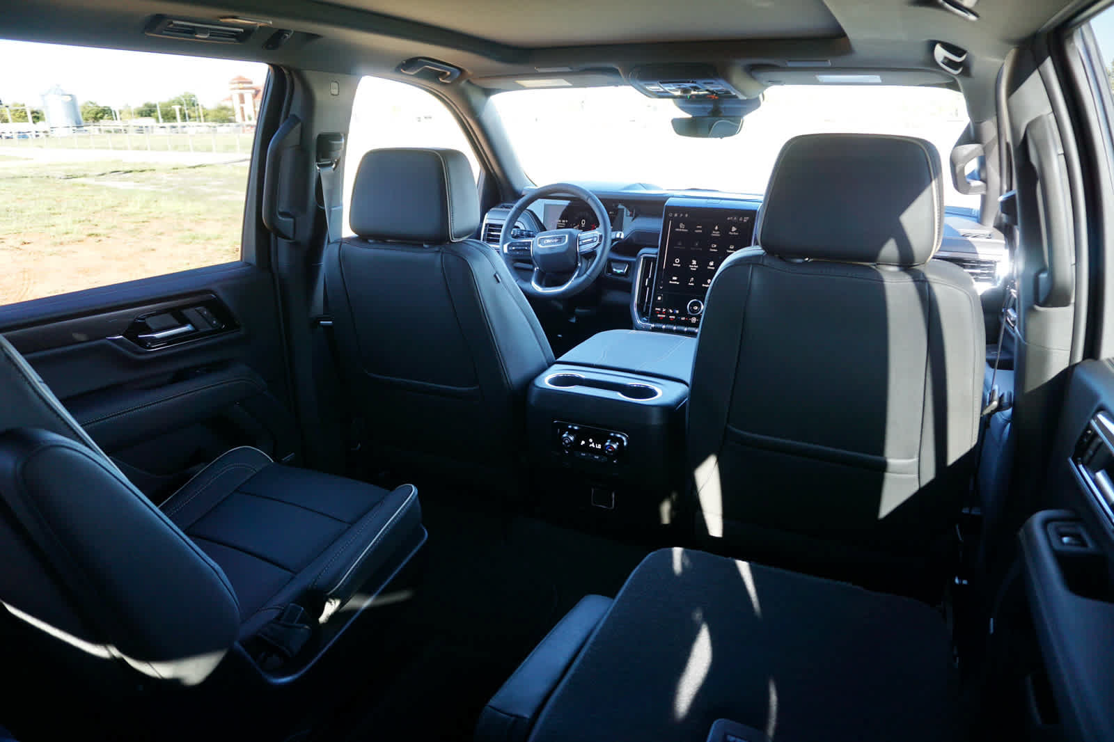 New 2027 GMC Yukon Elevation w/ Technology Package AWD/4WD image 34