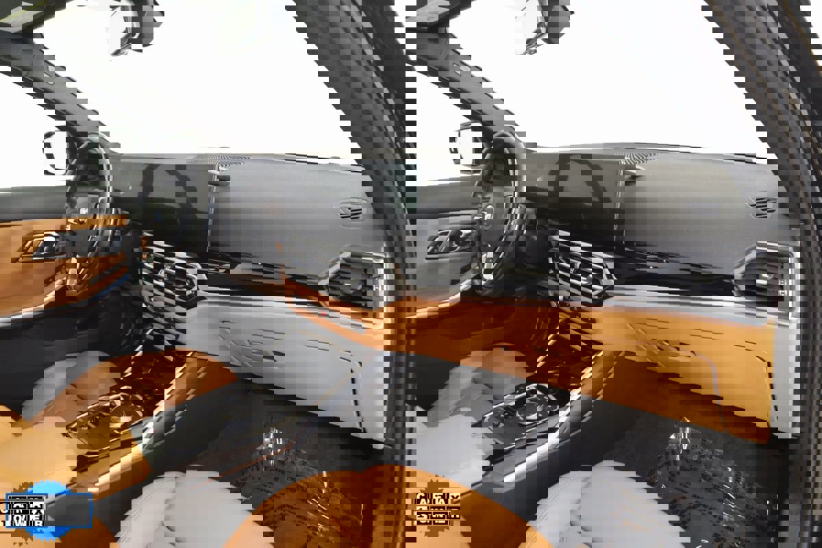 Used 2023 BMW 330i xDrive Sedan w/ Driving Assistance Package image 48