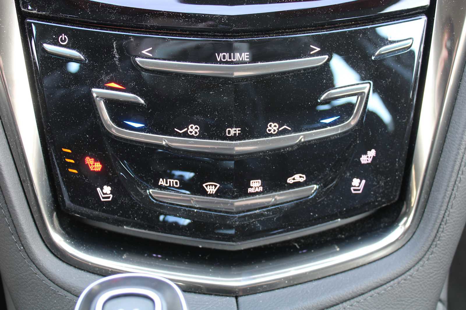 Used 2019 Cadillac CTS Luxury image 17