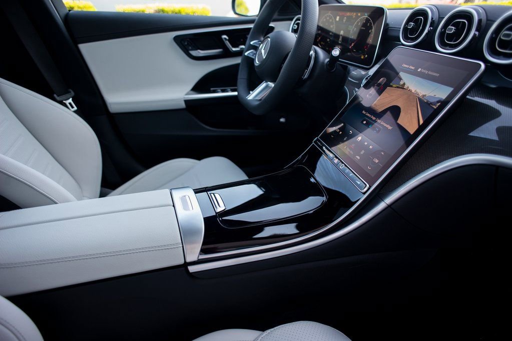 Used 2024 Mercedes-Benz C 300 4MATIC Sedan image 38