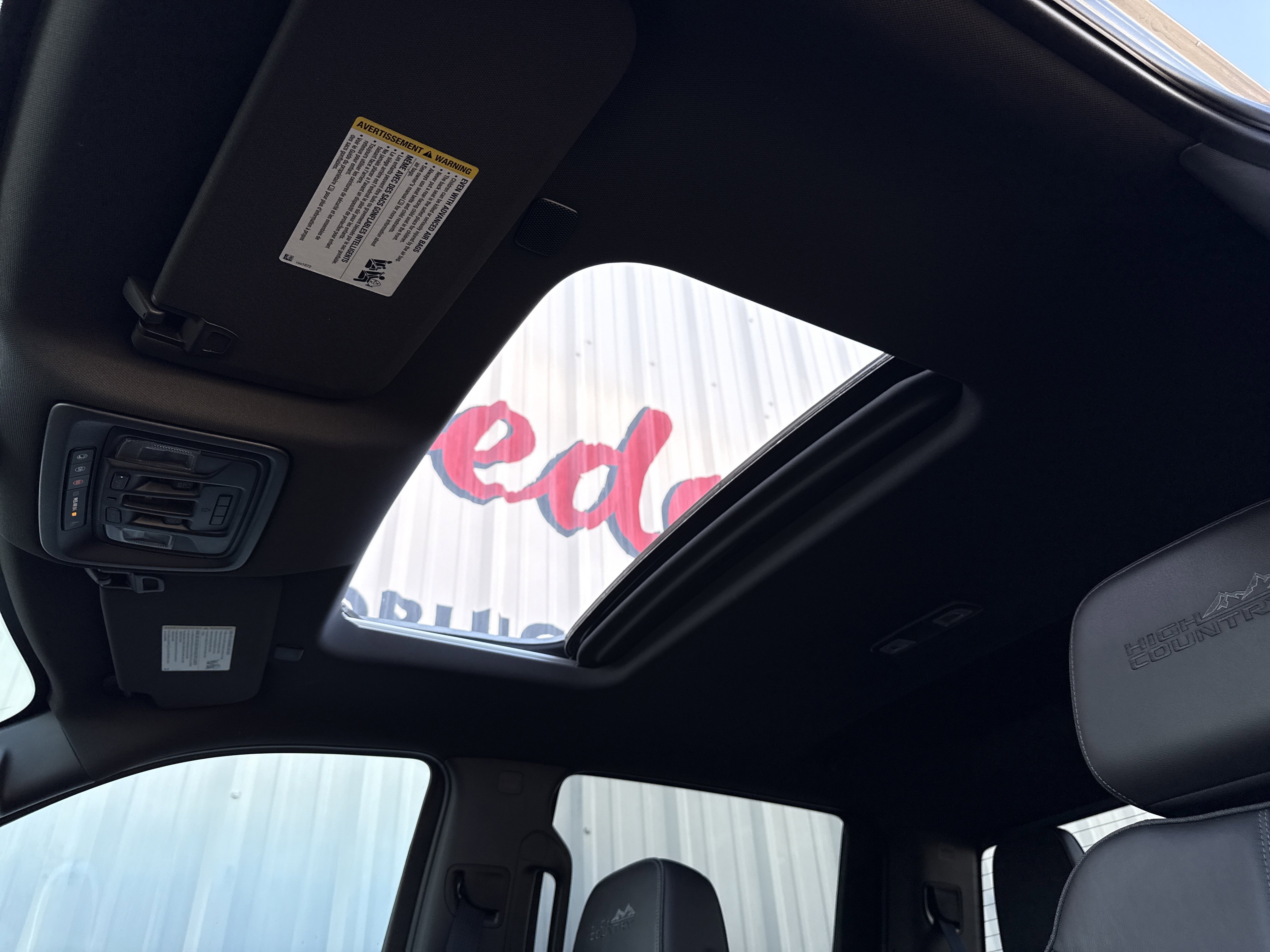 Used 2021 Chevrolet Silverado 1500 High Country w/ Technology Package image 31