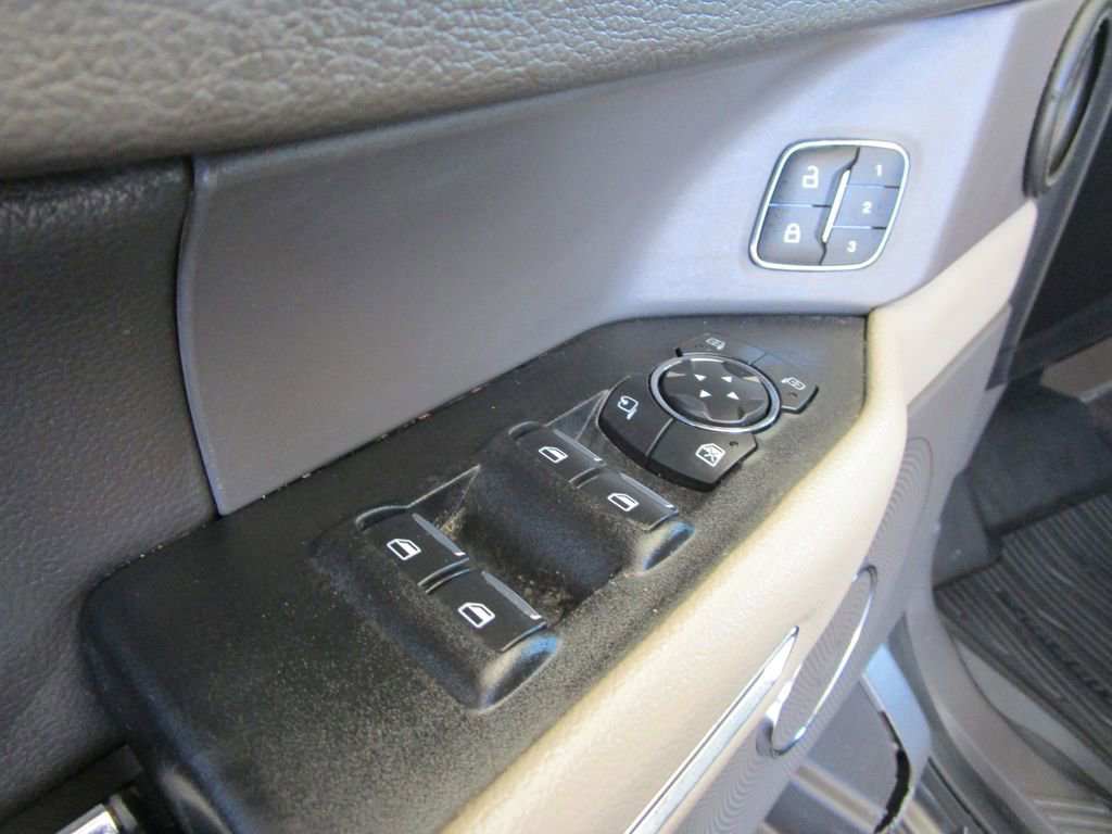 Used 2021 Ford Expedition XLT RWD image 26