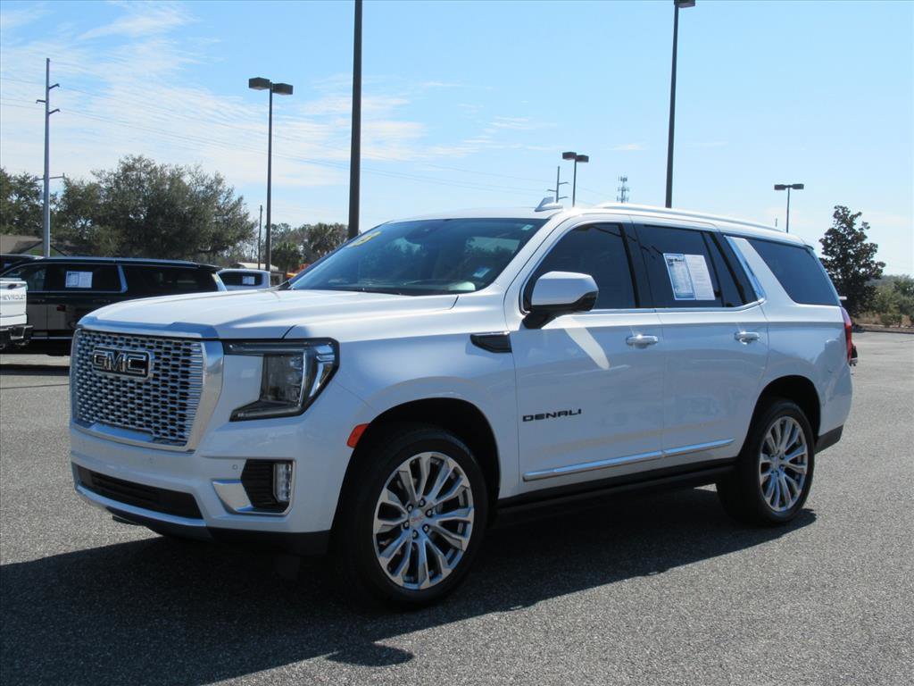 Used 2023 GMC Yukon Denali image 3