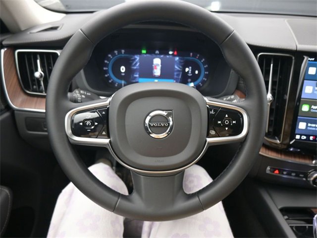 Used 2023 Volvo XC60 B5 Ultimate w/ Climate Package image 24