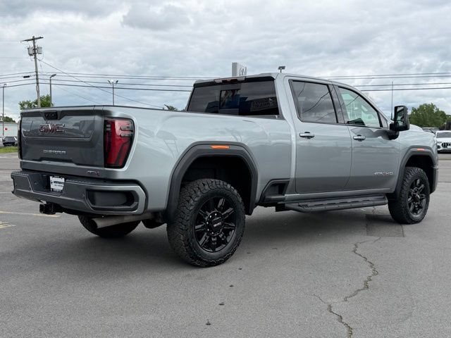 Used 2024 GMC Sierra 2500 AT4 w/ AT4 Preferred Package AWD/4WD image 7