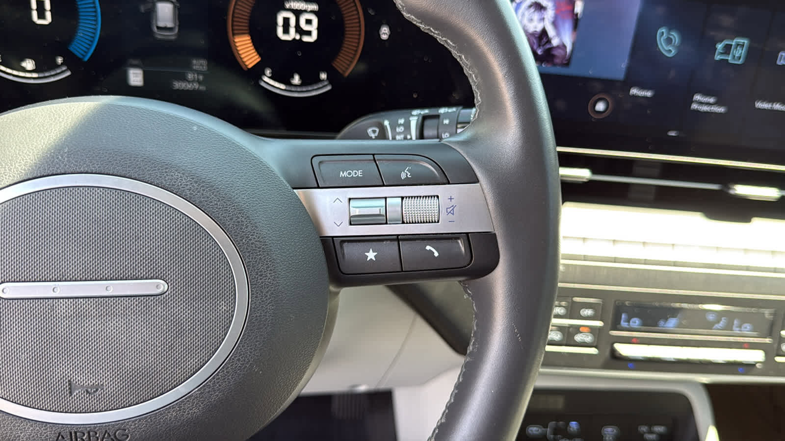 Used 2024 Hyundai Kona SEL AWD/4WD image 13