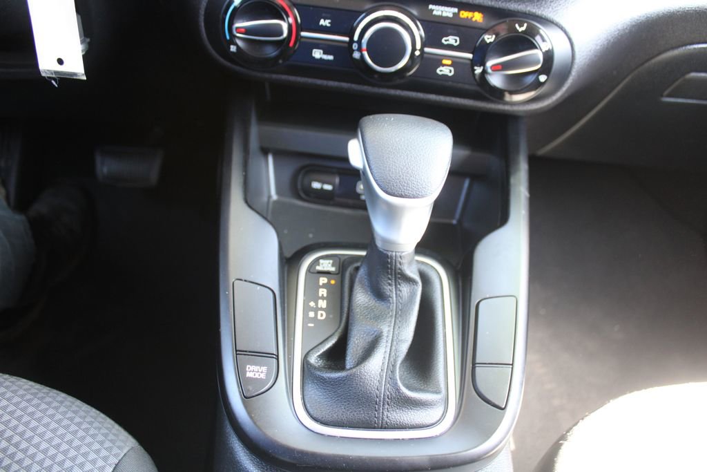 Certified 2023 Kia Soul LX image 31
