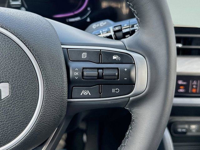 Used 2025 Kia Sportage X-Line AWD/4WD image 24