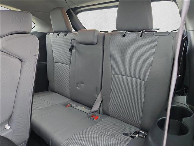 Used 2023 Toyota Highlander LE image 18