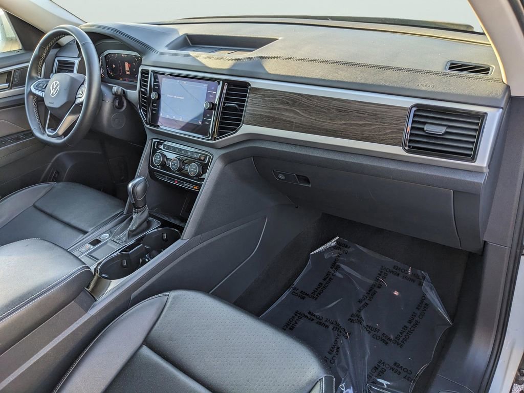 Certified 2022 Volkswagen Atlas SE FWD image 8