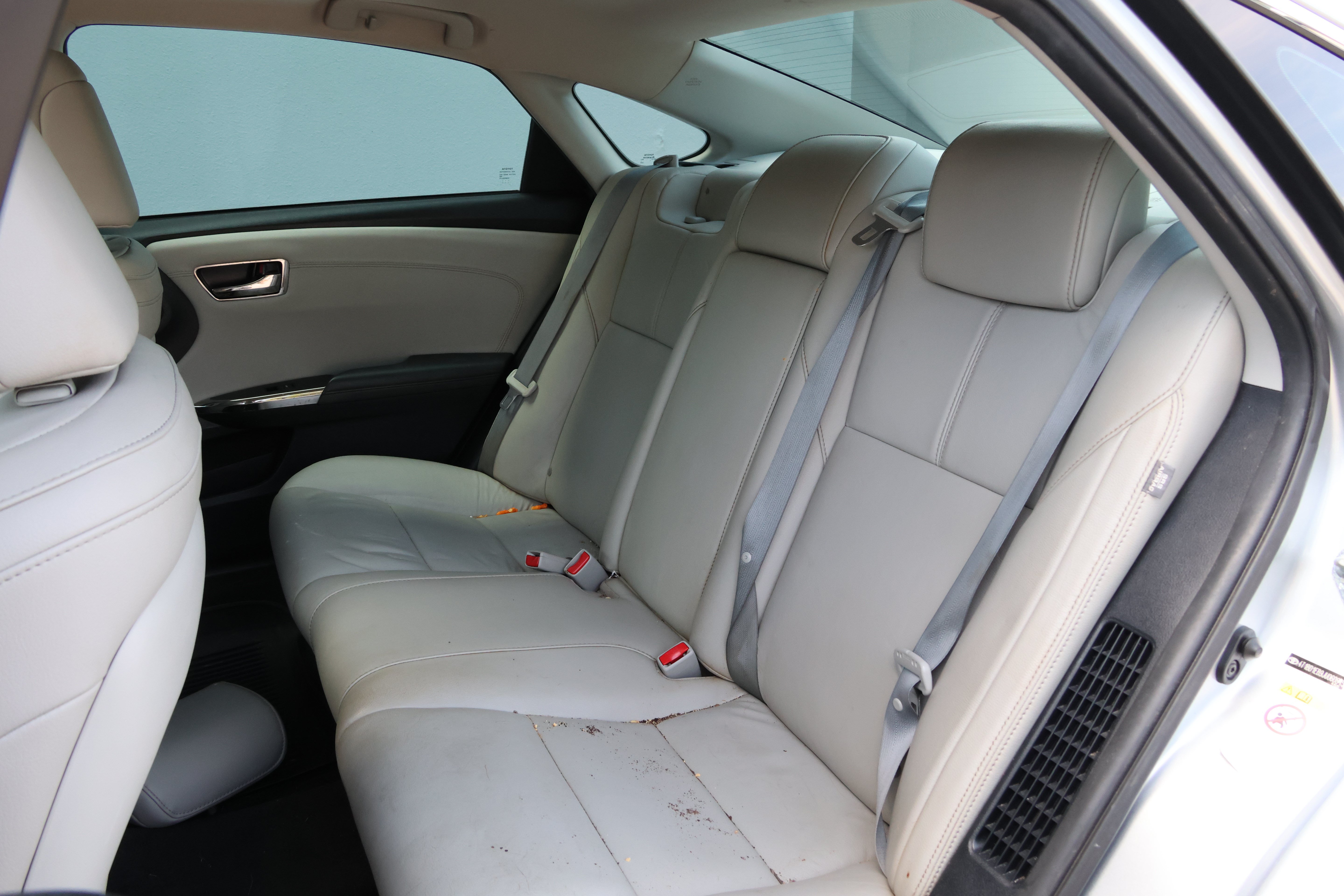 Used 2018 Toyota Avalon XLE Premium w/ All Weather Liner Package FWD image 35