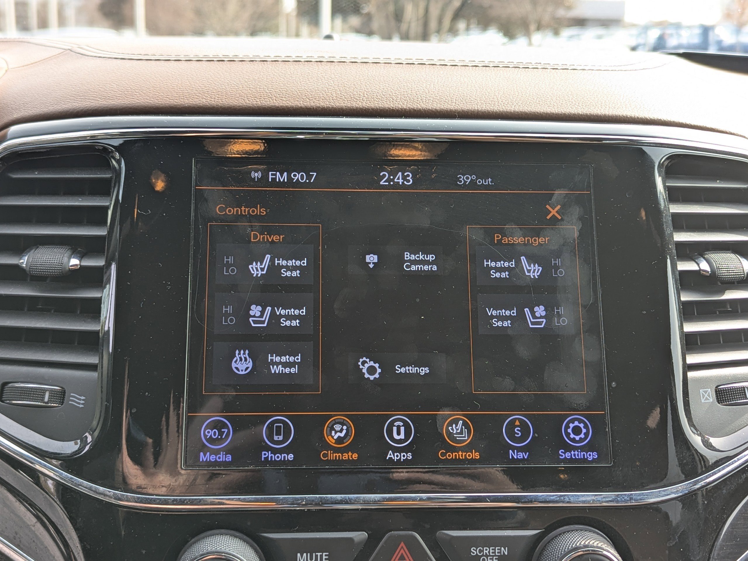 Used 2020 Jeep Grand Cherokee Overland image 25