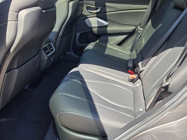 Certified 2025 Acura RDX w/ Technology Package AWD/4WD image 11