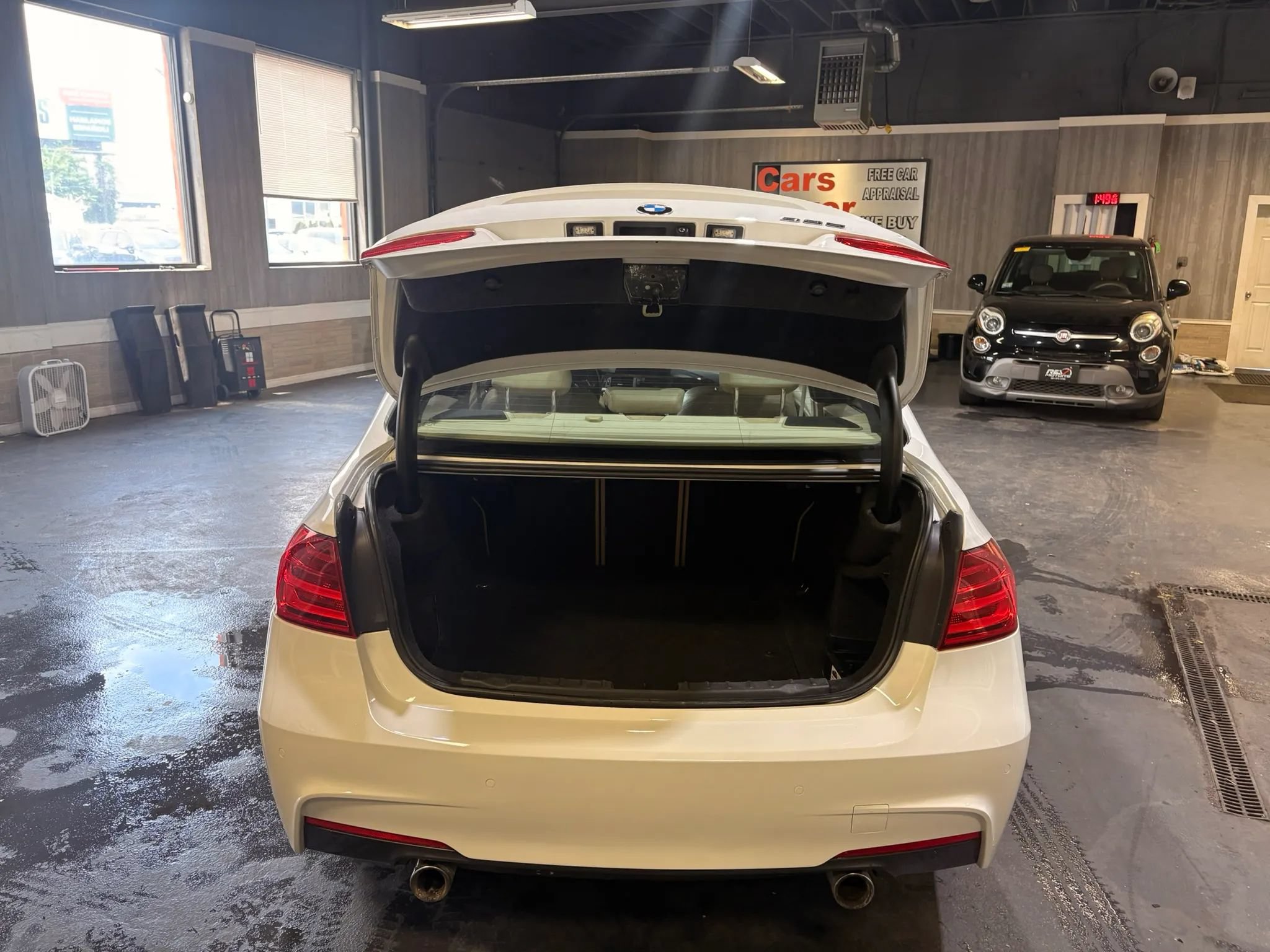 Used 2014 BMW 335i Sedan RWD image 18