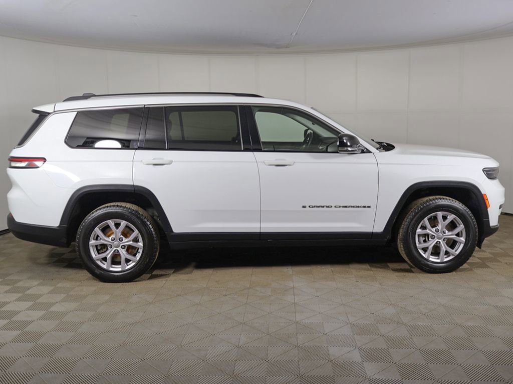 Used 2022 Jeep Grand Cherokee L Limited AWD/4WD image 17