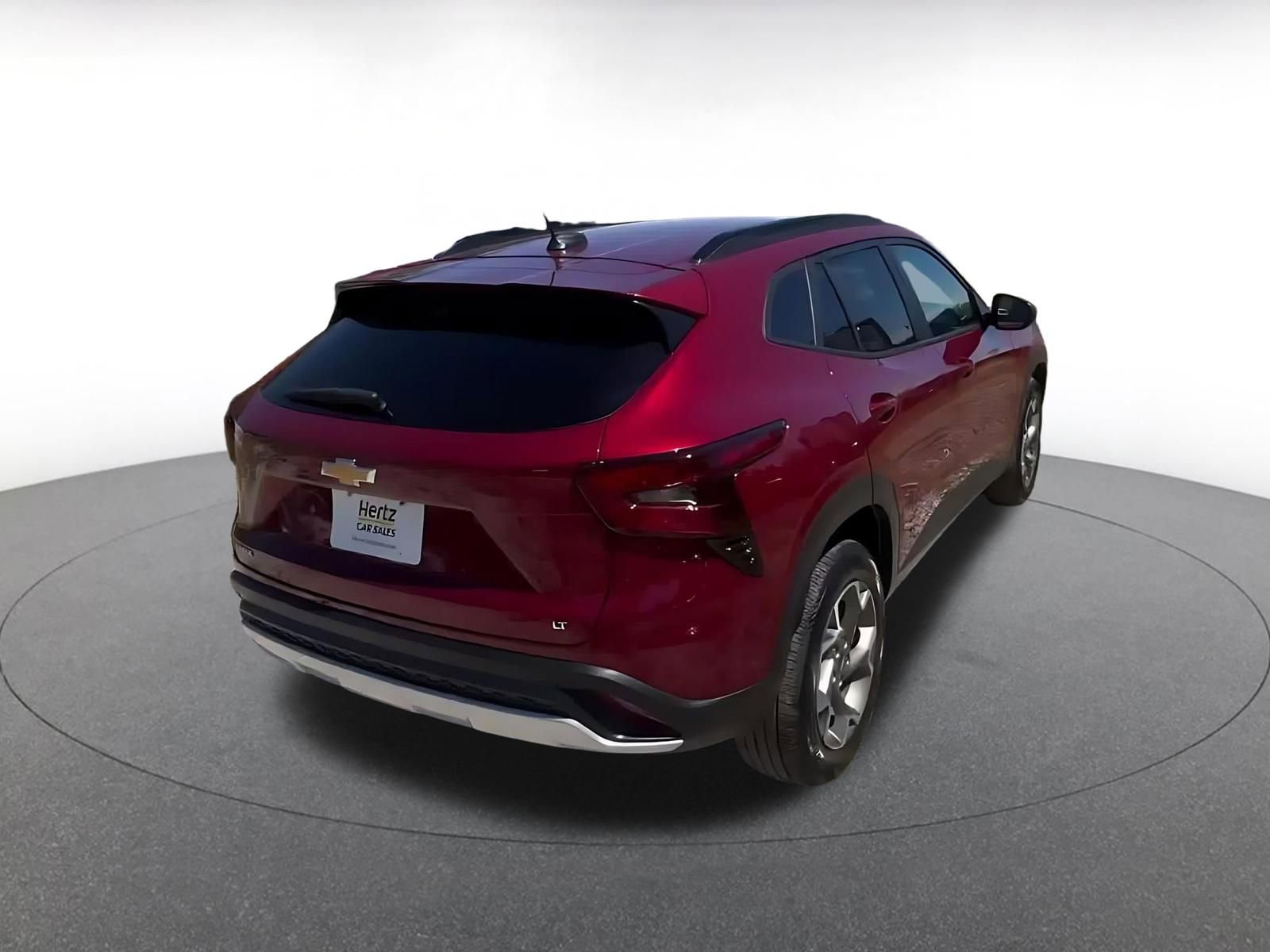 Used 2025 Chevrolet Trax LT w/ LT Convenience Package image 14