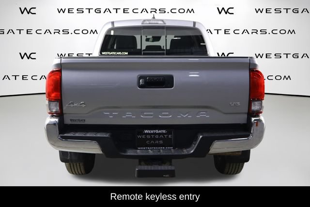Used 2020 Toyota Tacoma SR5 AWD/4WD image 4