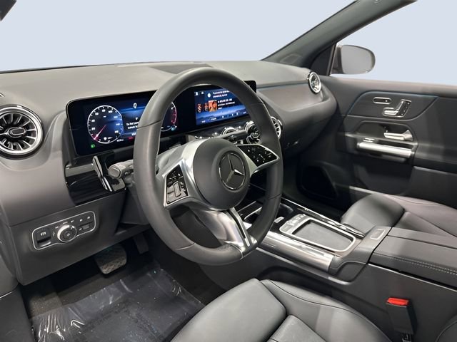 Used 2026 Mercedes-Benz GLA 250 4MATIC image 11
