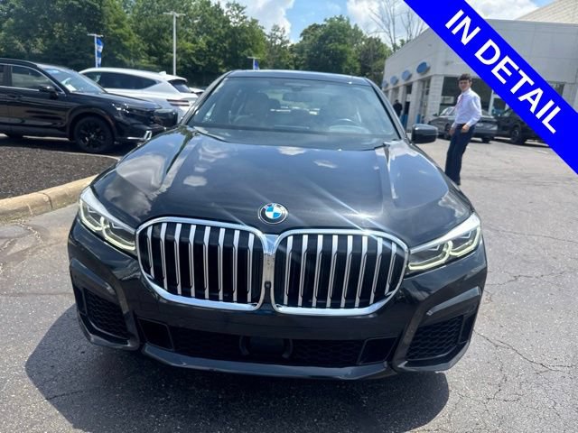 Used 2021 BMW 740i xDrive w/ M Sport Package AWD/4WD image 2