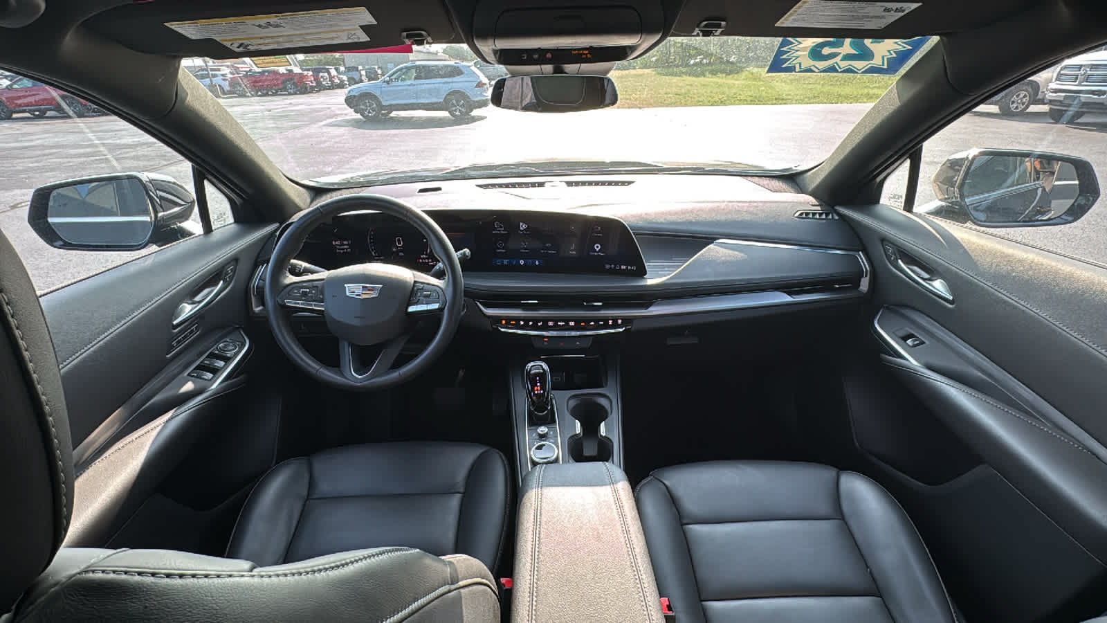 Certified 2025 Cadillac XT4 Premium Luxury AWD/4WD image 29