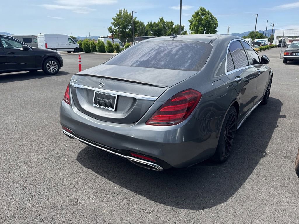 Used 2019 Mercedes-Benz S 560 Sedan image 4