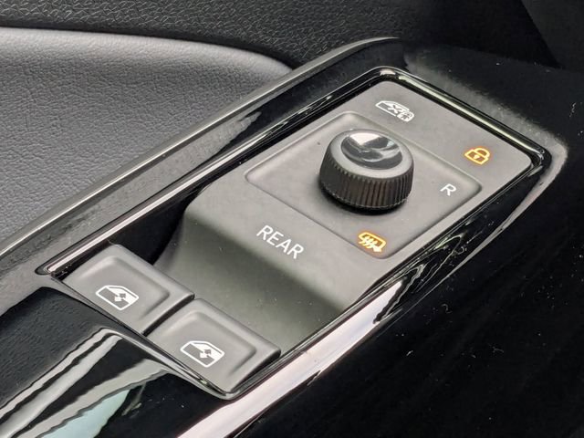 New 2025 Volkswagen ID.4 Pro S image 30