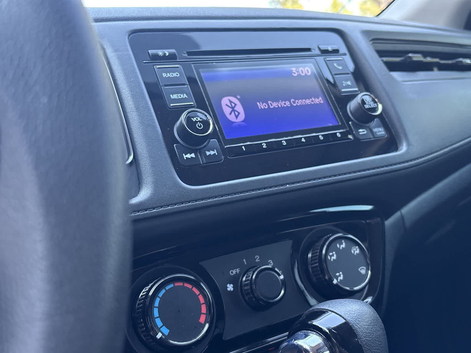 Used 2021 Honda HR-V LX image 14