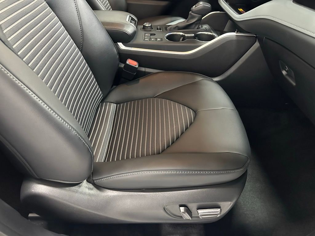 Used 2025 Toyota Highlander XSE image 62