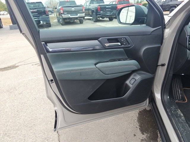 New 2026 GMC Terrain AT4 w/ Convenience Package III image 18